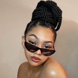 Meet your Posher, Ji